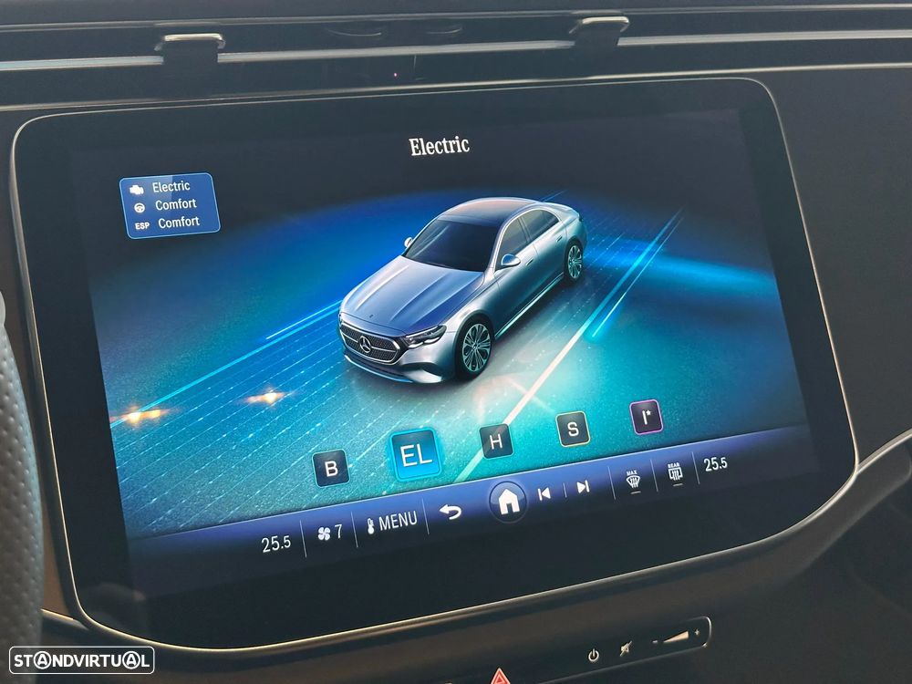 Mercedes-Benz E 300 - 12