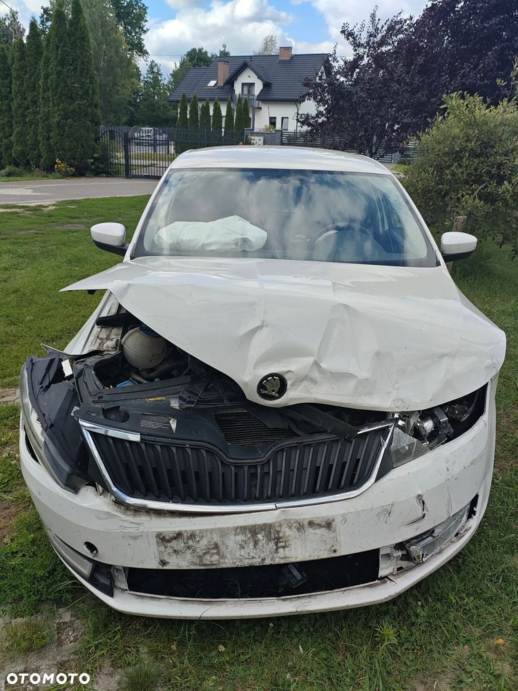 Skoda RAPID 1.2 TSI Style - 3