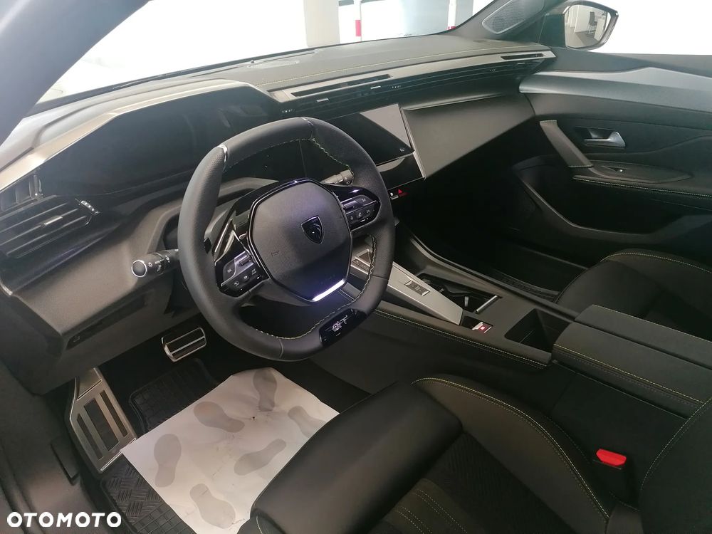 Peugeot 308 1.2 mHEV GT Exclusive S&S e-DCS6 - 5