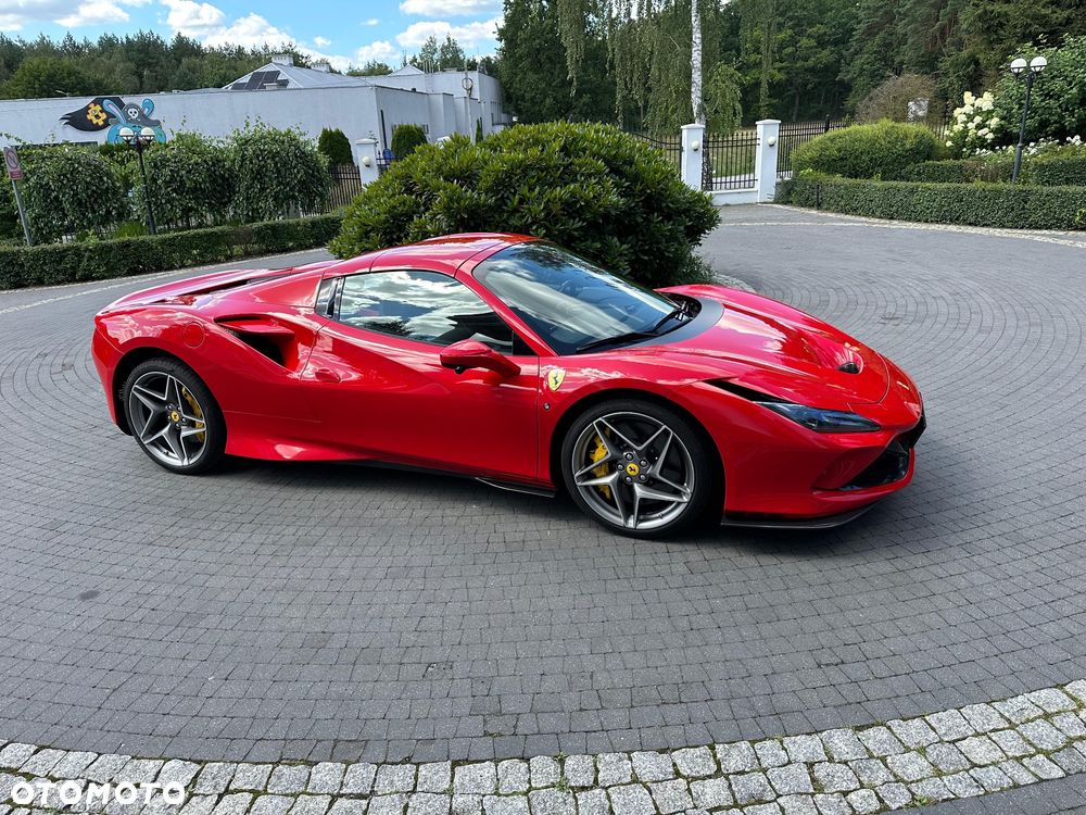 Ferrari F8 Spider Standard - 13