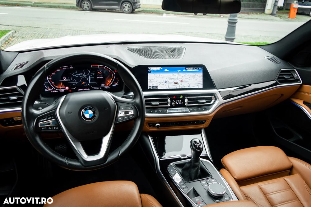 BMW Seria 3 318d Sport Line - 38
