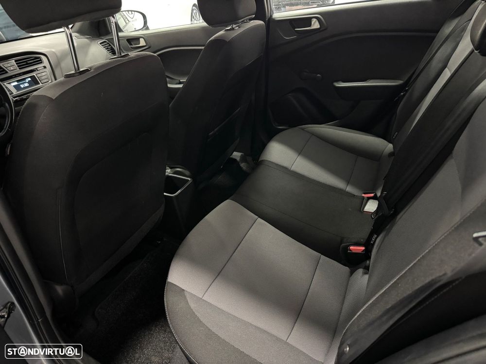Hyundai i20 1.2 Access+Bluetooth - 40