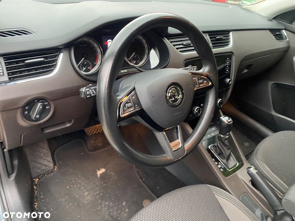 Skoda Octavia 2.0 TDI 4x4 DSG Scout - 8