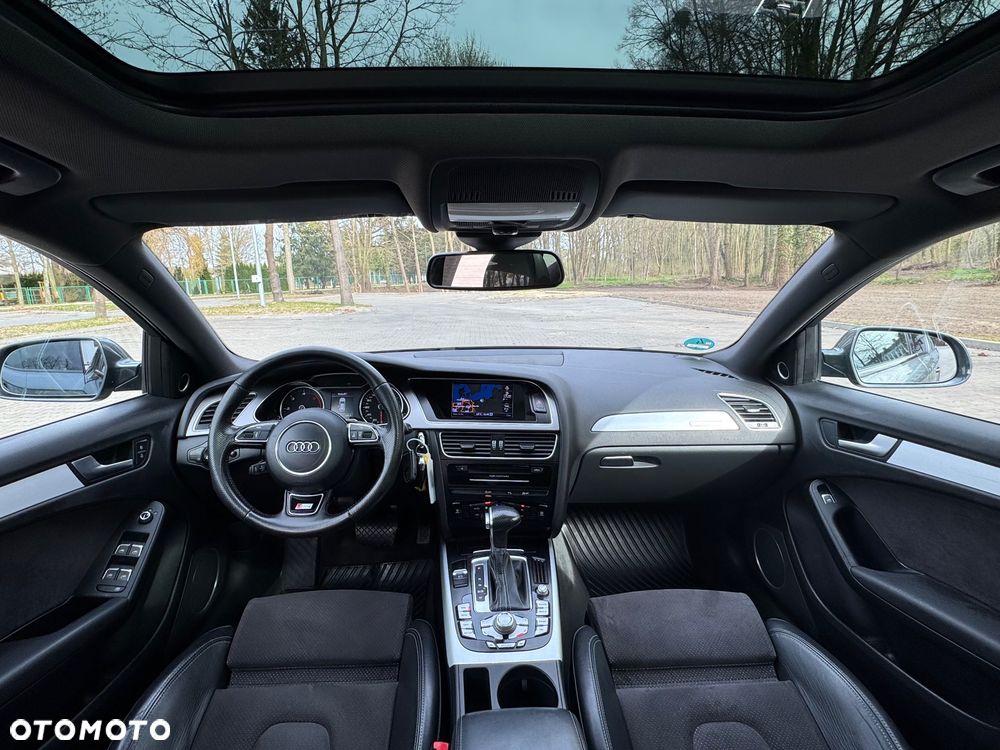 Audi A4 Avant 2.0 TDI DPF quattro S tronic S line Sportpaket - 6