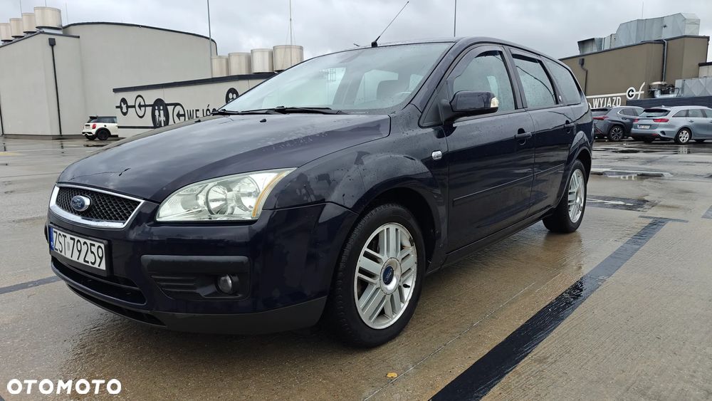 Ford Focus 1.6 Ghia - 3