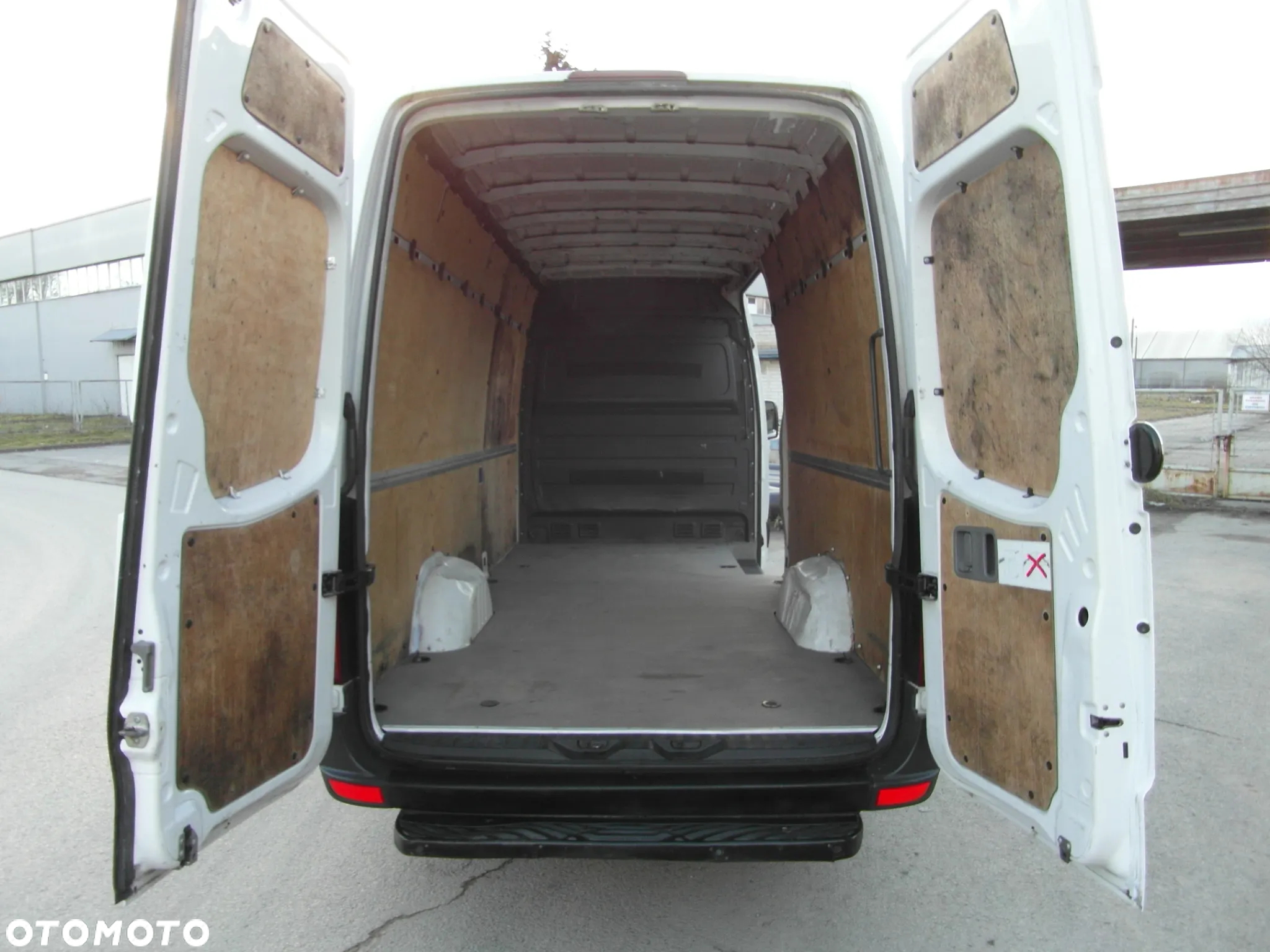 Volkswagen CRAFTER L3H2 - 6