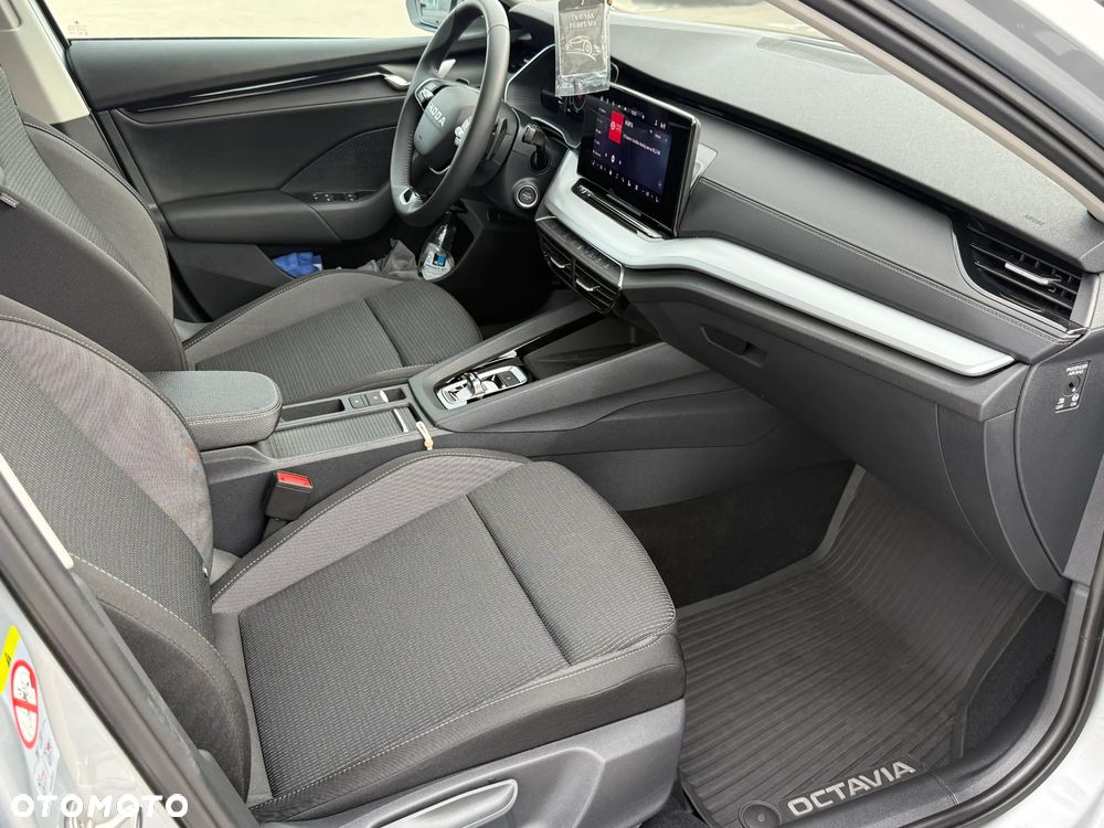 Skoda Octavia 1.5 TSI mHEV Edition 130 Selection DSG - 25