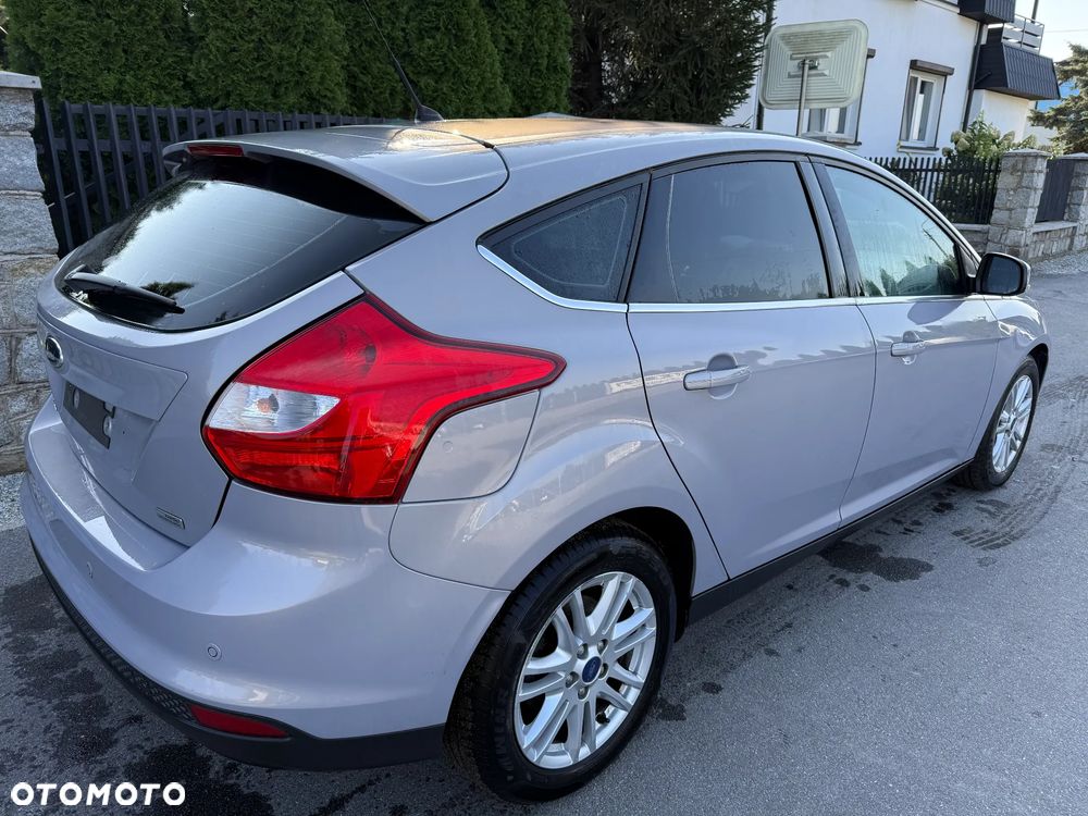 Ford Focus 1.0 EcoBoost Hybrid TITANIUM - 13