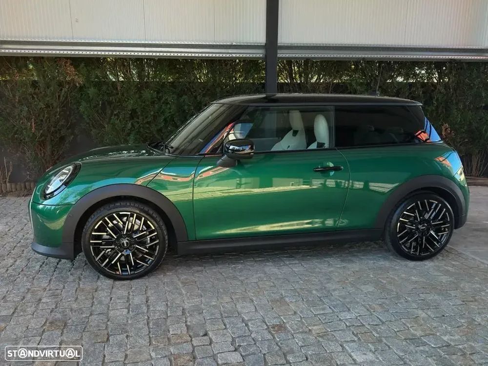 MINI 3 Portas Cooper C Favoured M - 2