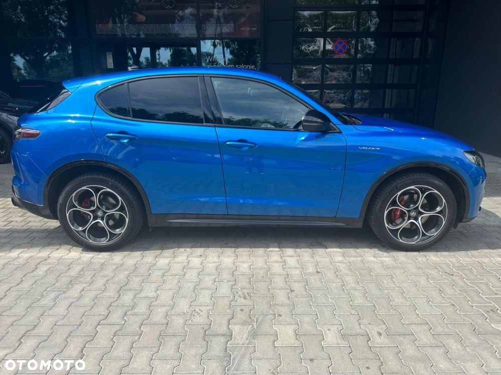 Alfa Romeo Stelvio - 6