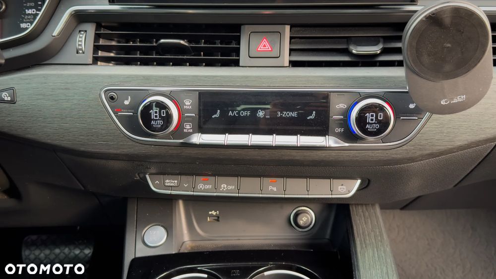 Audi A4 Limousine 40 TFSI quattro S tronic - 14