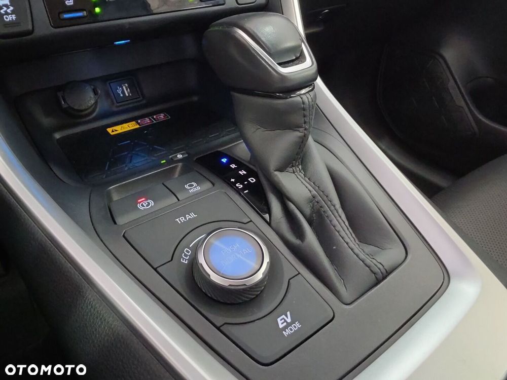 Toyota RAV4 - 17