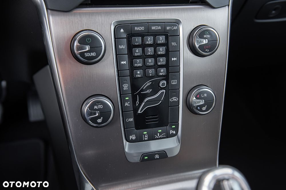 Volvo V40 D3 Geartronic - 25