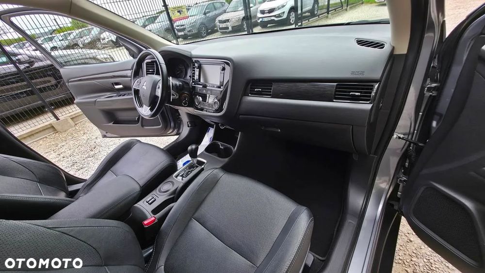 Mitsubishi Outlander 2.0 2WD CVT Edition - 27