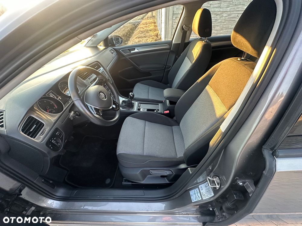 Volkswagen Golf 1.6 BlueTDI Comfortline - 11