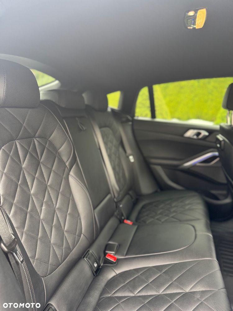BMW X6 - 13