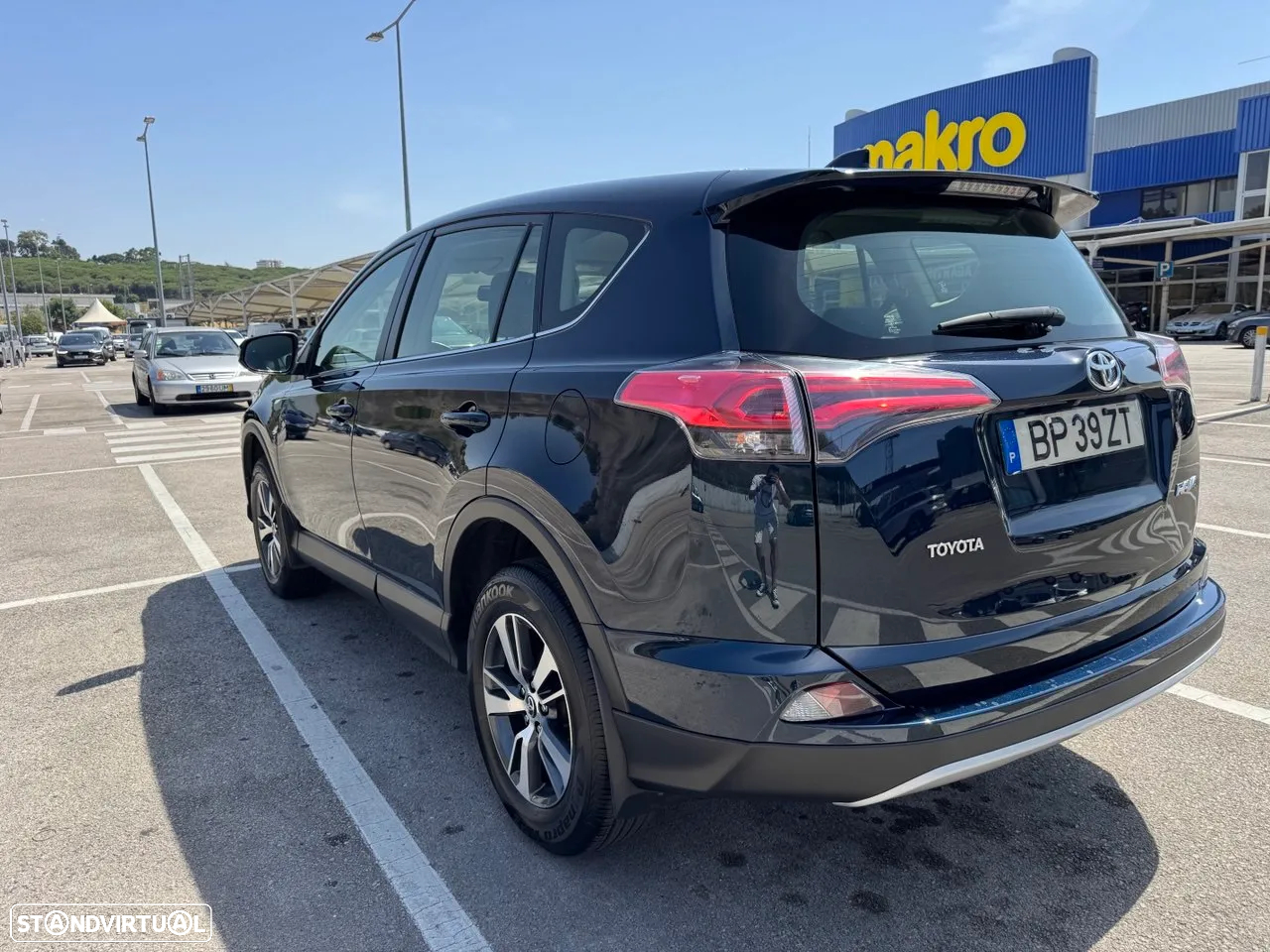 Toyota RAV4 - 7