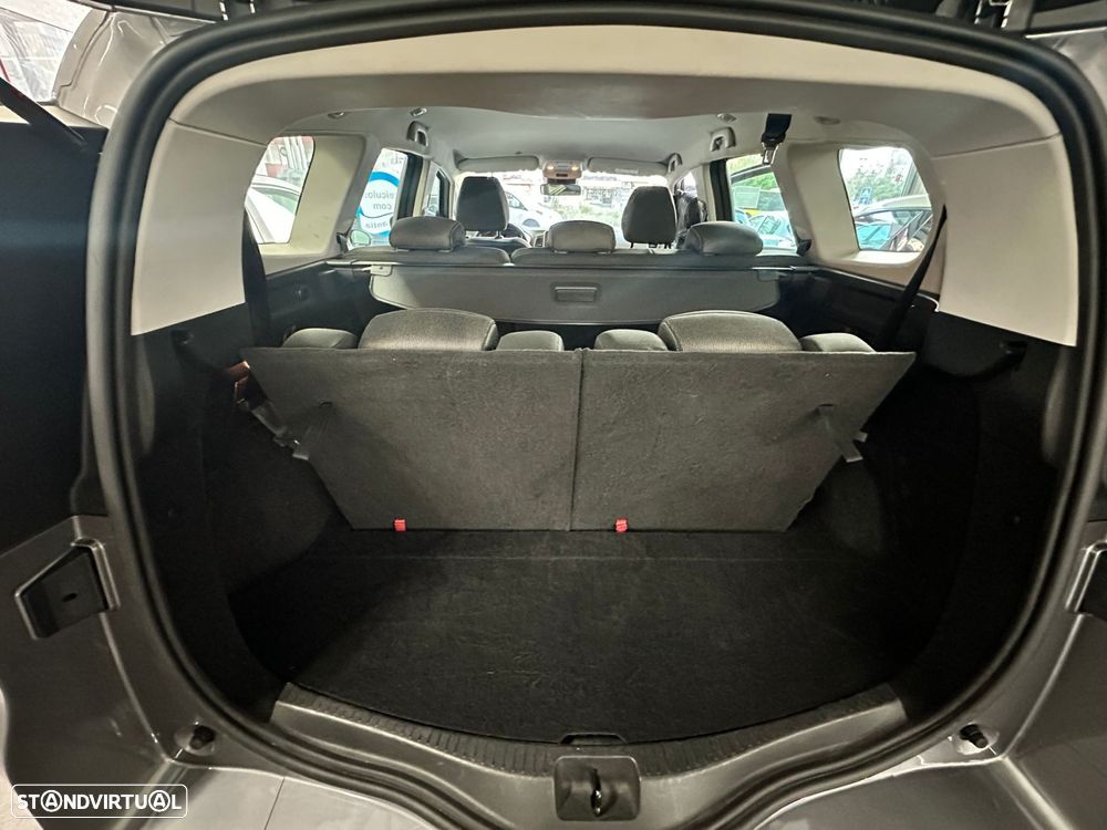Renault Grand Scénic - 19