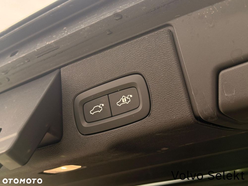 Volvo XC 60 - 35