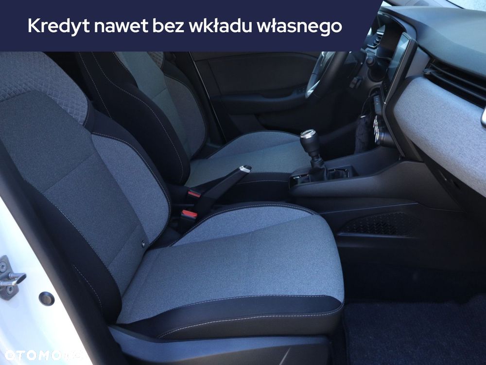 Renault Clio - 11