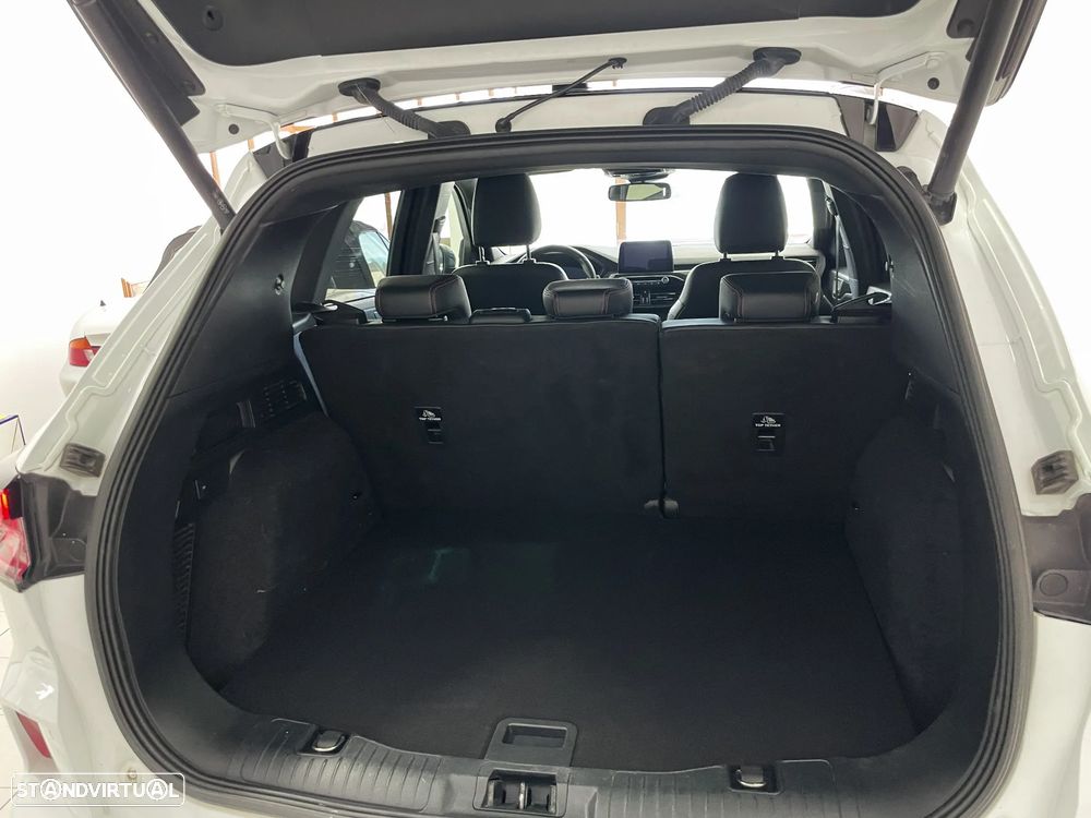 Ford Kuga 1.5 EcoBoost ST-Line X - 21