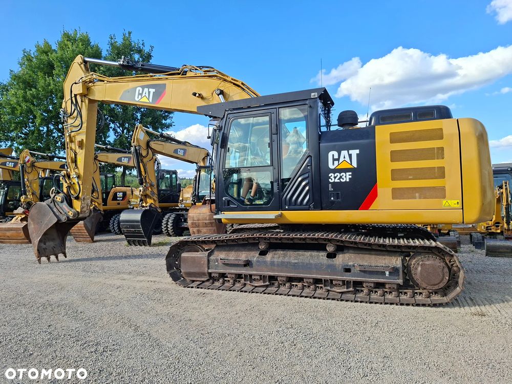 Caterpillar CAT 323 FL - 5