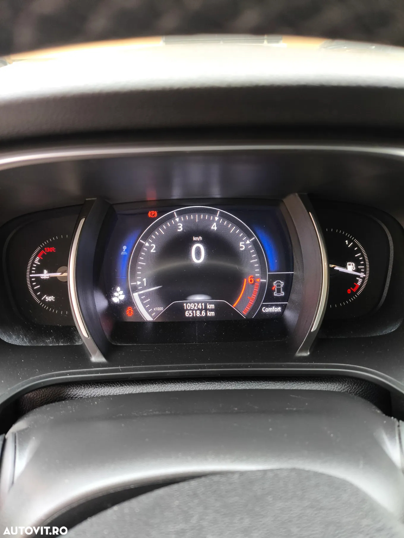 Renault Megane TCE 140 GPF Intens - 10