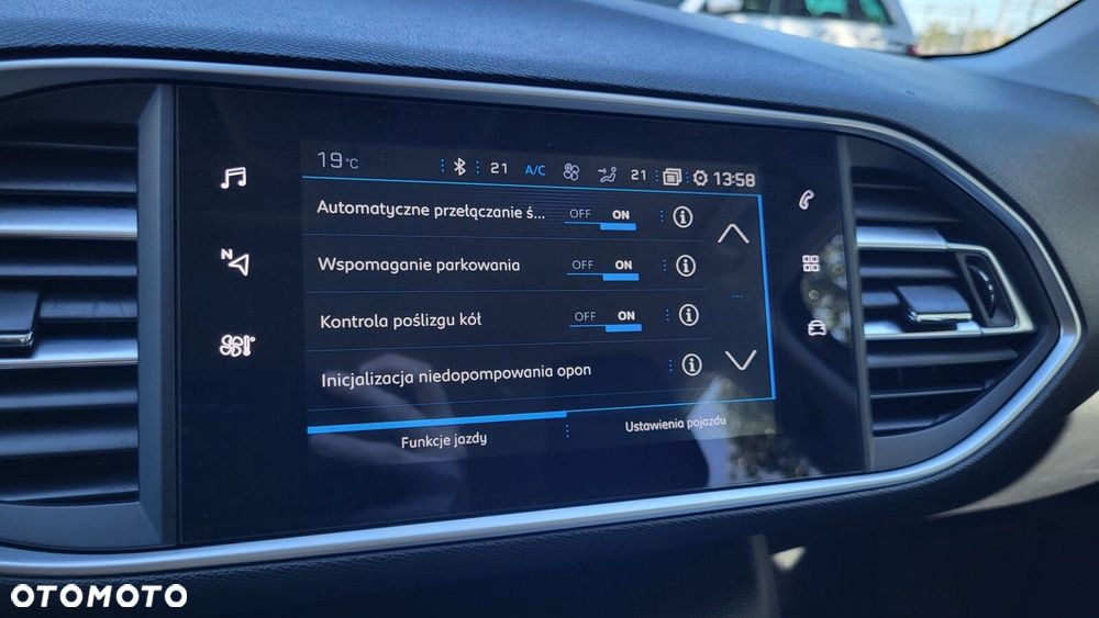 Peugeot 308 1.2 PureTech GPF Allure S&S EAT8 - 33