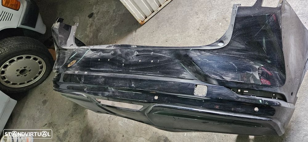 Parachoque ford mustang e-mach - 2