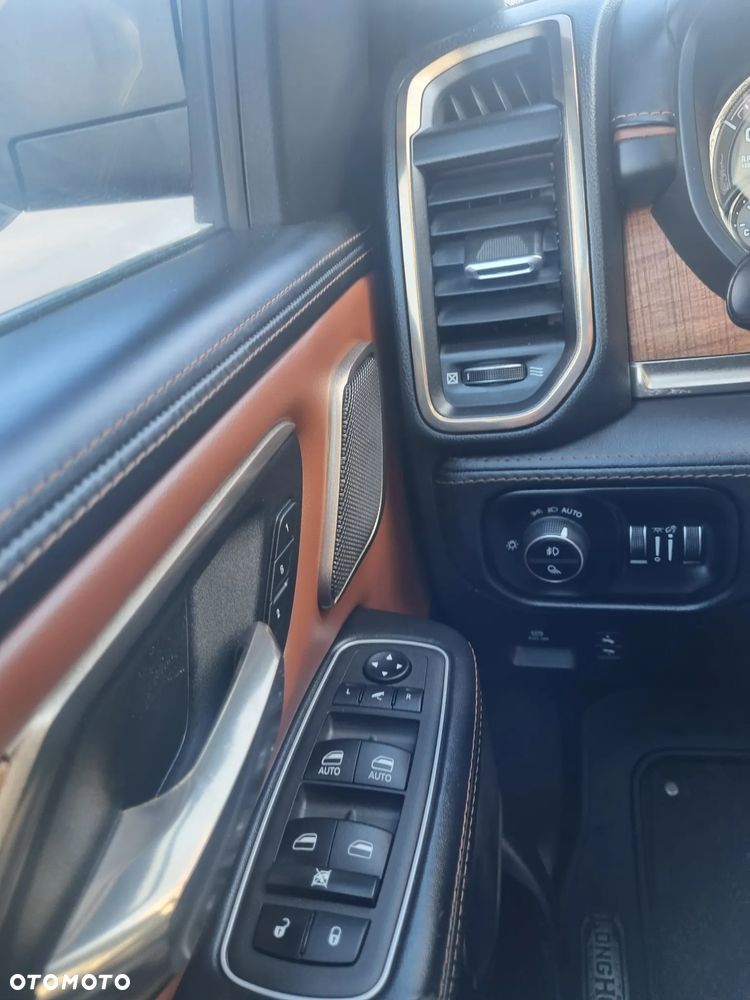 RAM 1500 Crew Cab Limited - 28