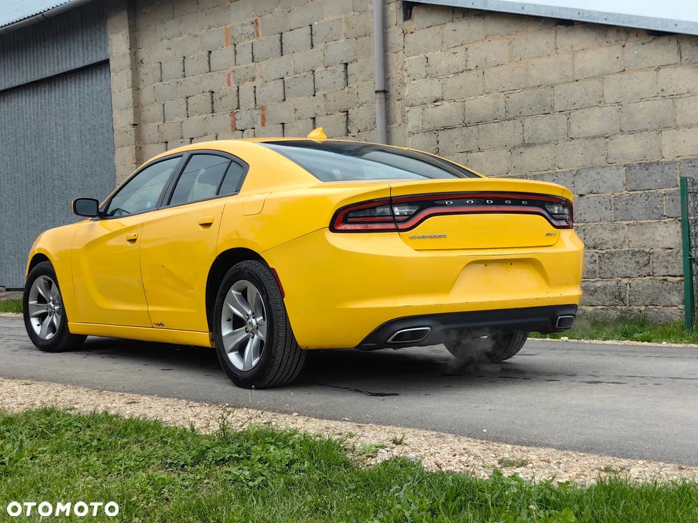 Dodge Charger - 5