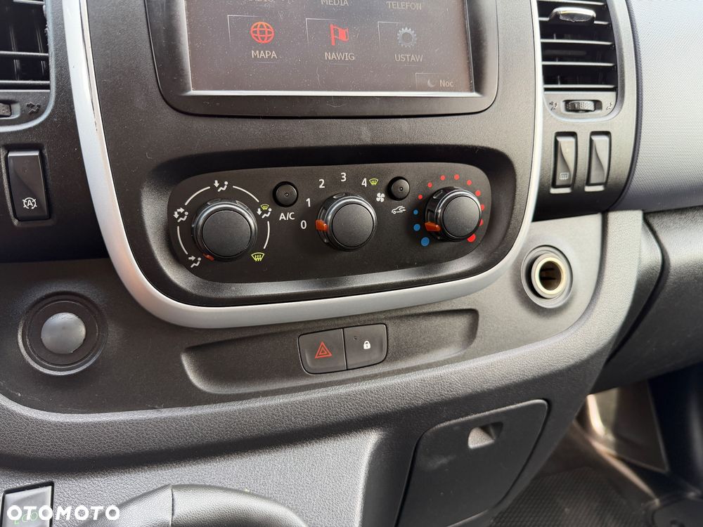 Opel Vivaro - 22