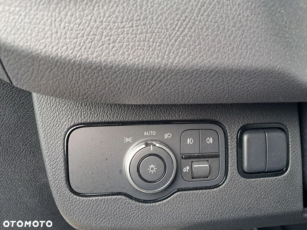 Mercedes-Benz Sprinter 319 CDI Podwozie 4325 mm - Kontener 8 EP - 19