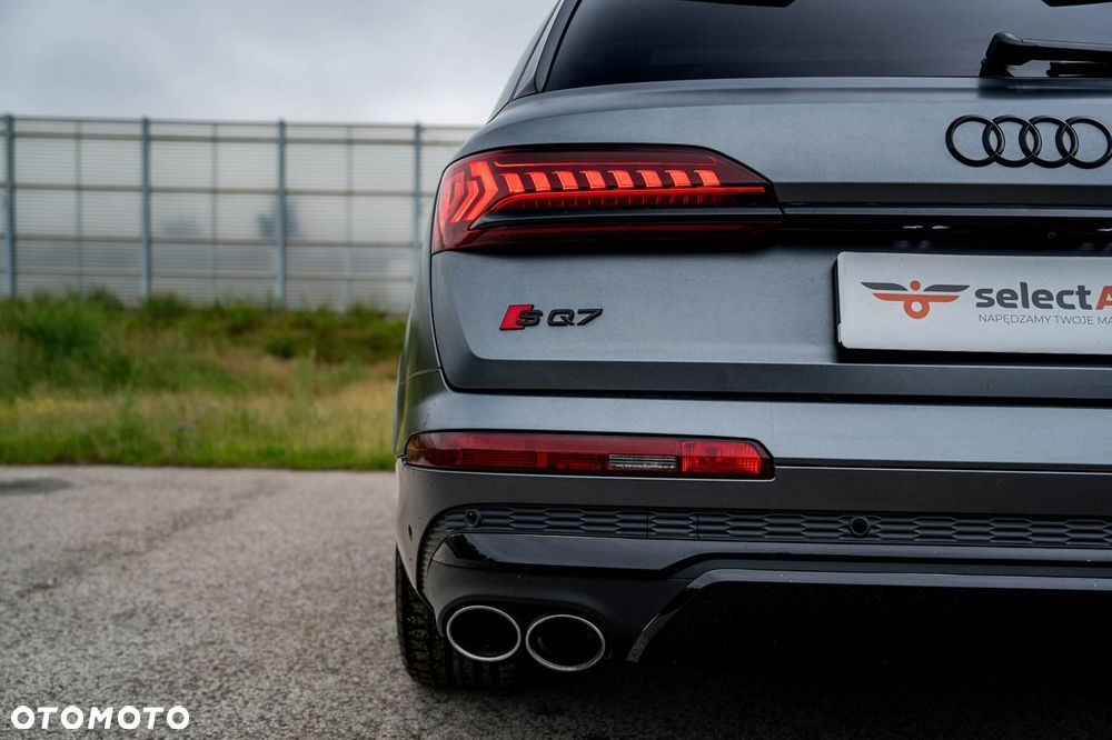 Audi SQ7 - 14