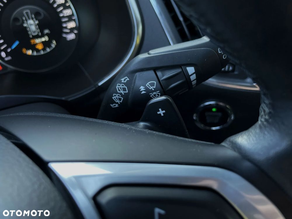 Ford S-Max 2.0 EcoBlue Titanium - 26