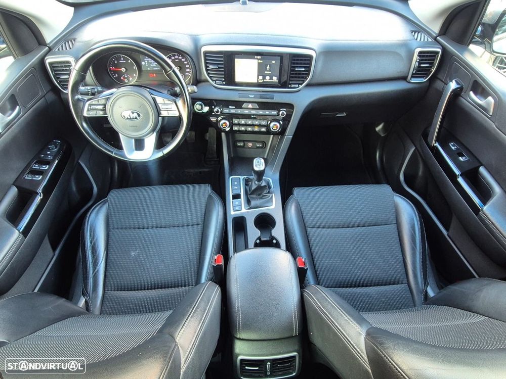 Kia Sportage 1.6 CRDI ISG MHEV Tech - 10