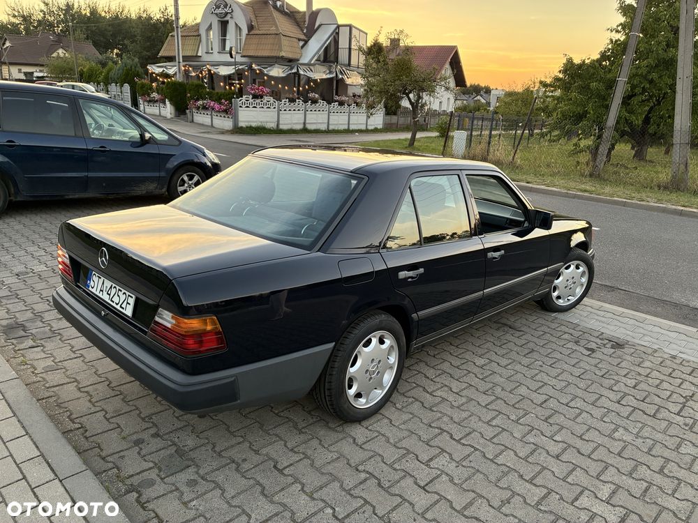 Mercedes-Benz W124 (1984-1993) - 2