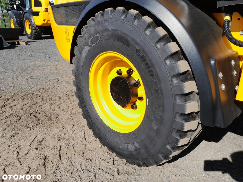 JCB 409 - 20