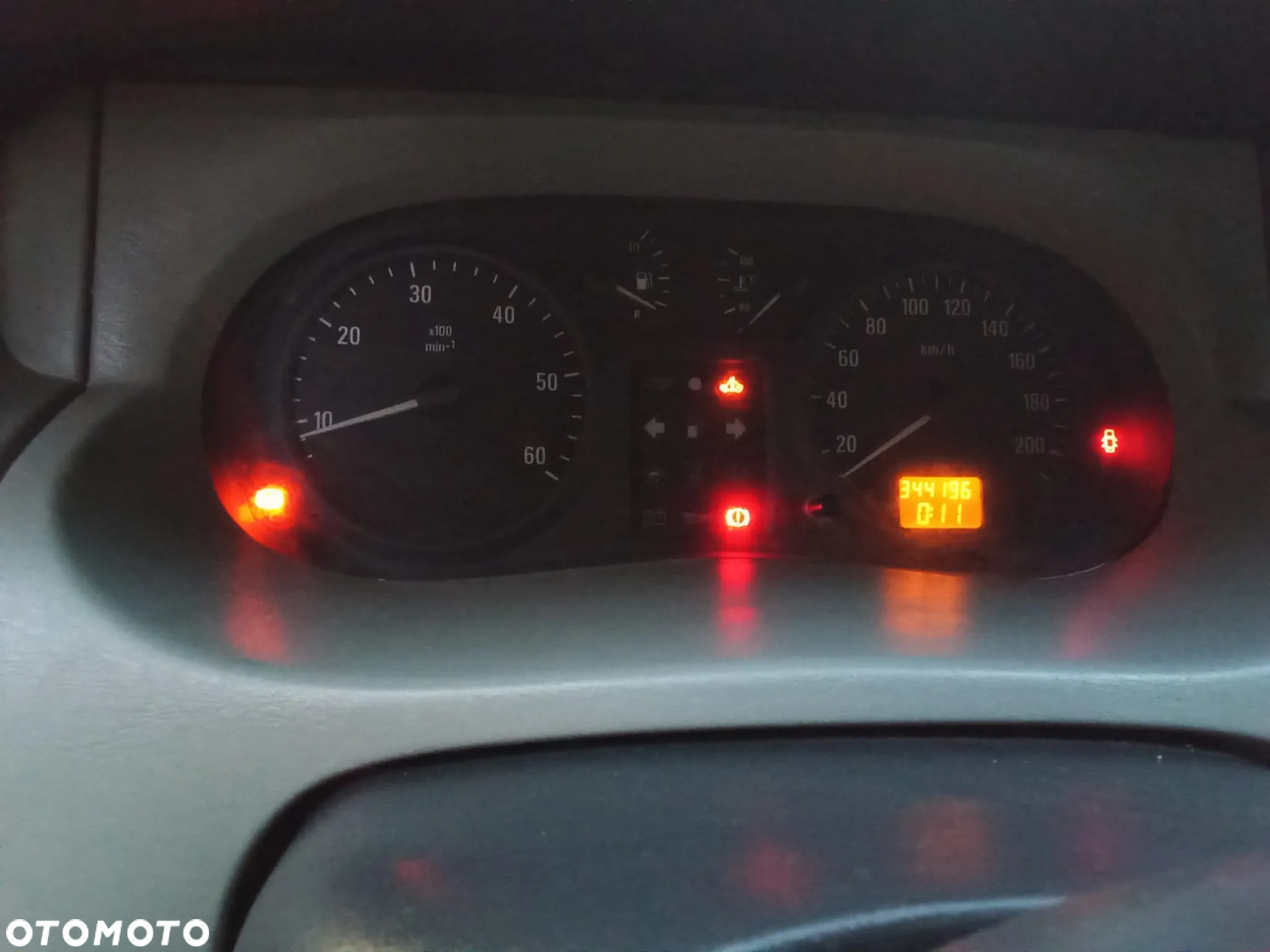 Opel Vivaro - 19