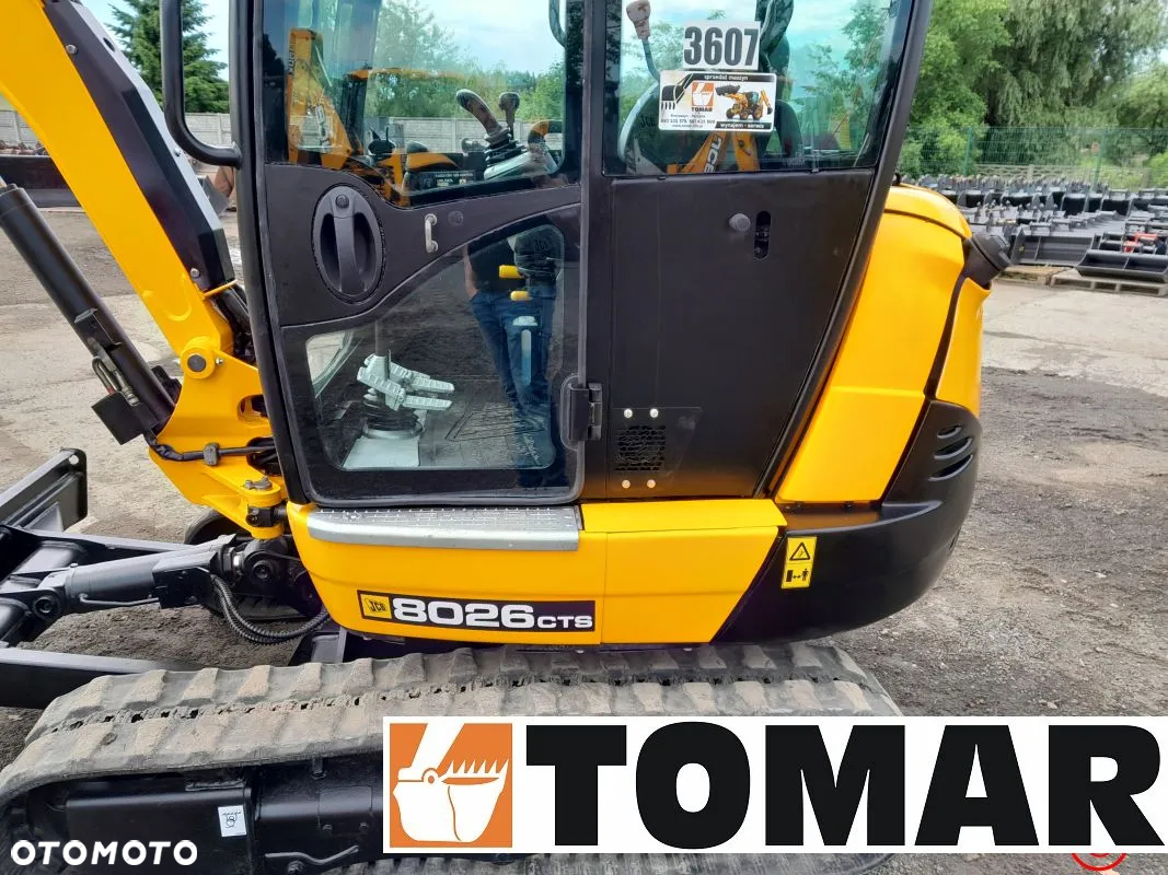 JCB 8026 - 13