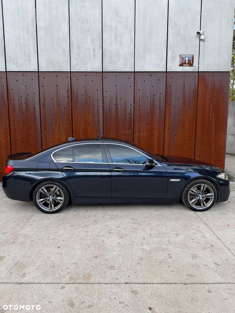 BMW Seria 5 535i xDrive - 8
