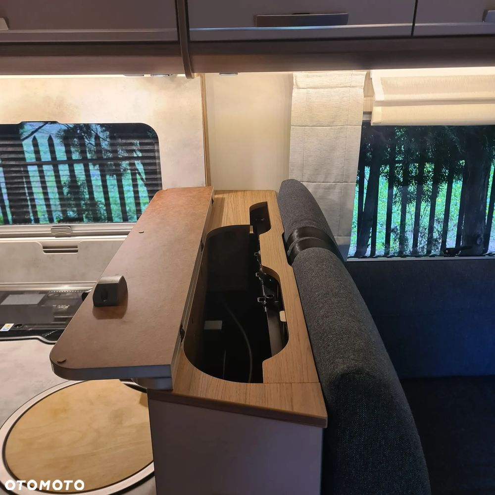 KNAUS Live i 700 - 31