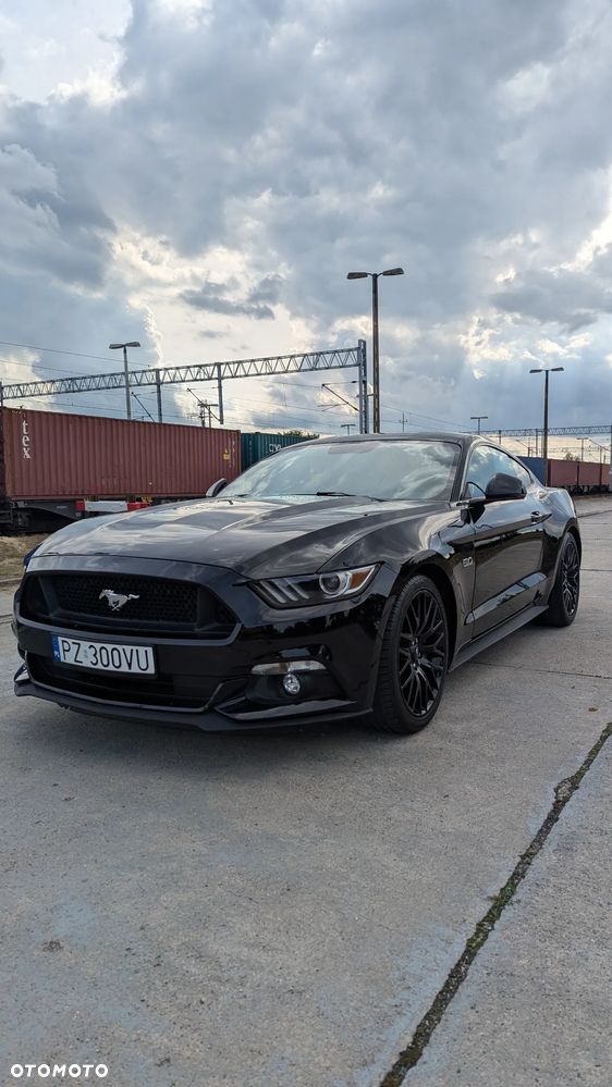 Ford Mustang 5.0 V8 GT - 2