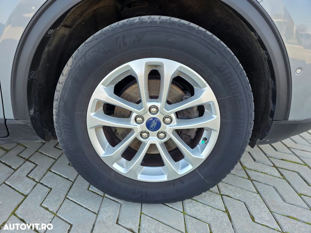 Ford Kuga 1.5 EcoBoost FWD Titanium - 5