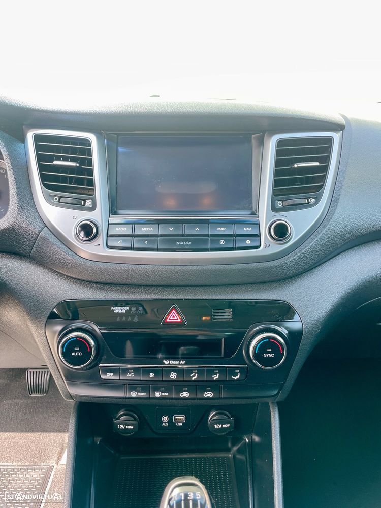 Hyundai Tucson 1.7 CRDi Executive - 15