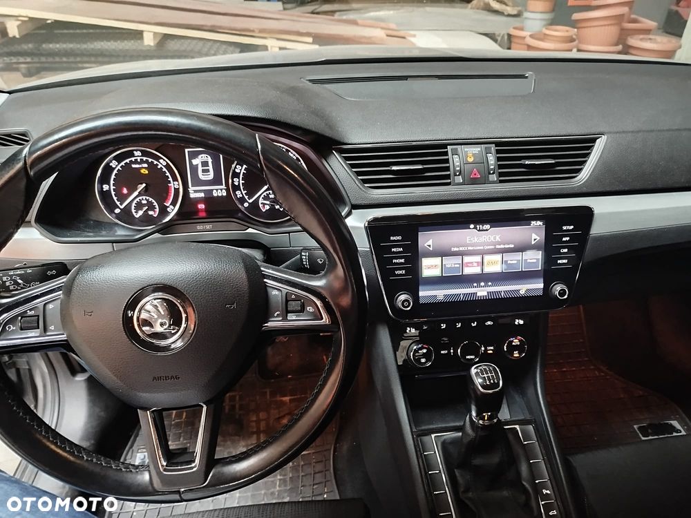 Skoda Superb 1.6 TDI Ambition - 31