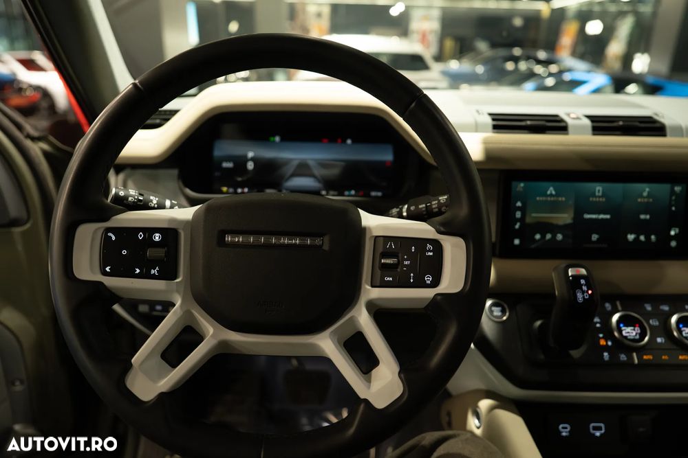 Land Rover Defender 110 2.0 P300 SE - 5
