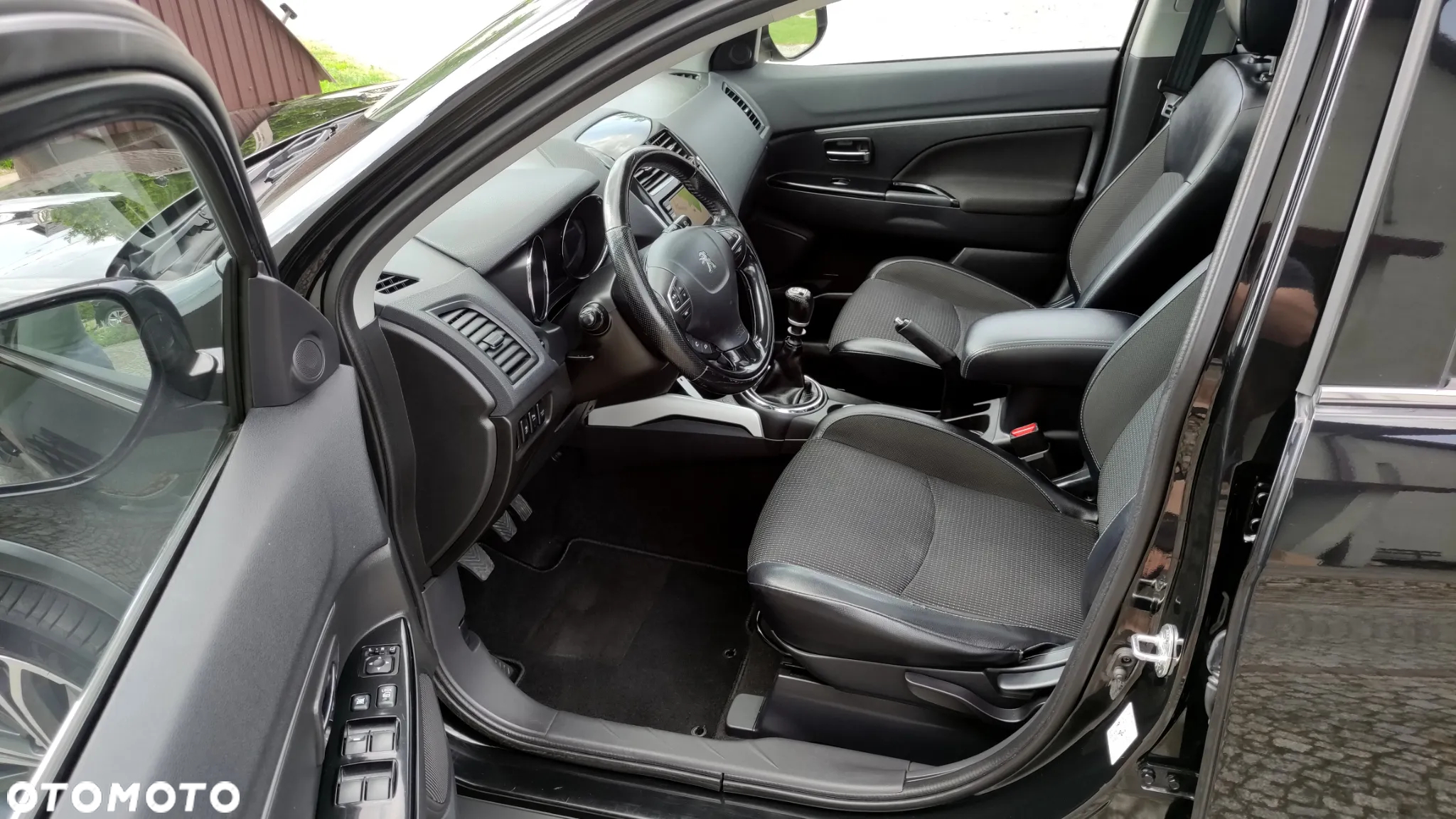 Peugeot 4008 HDI FAP 115 Stop & Start Allure - 23