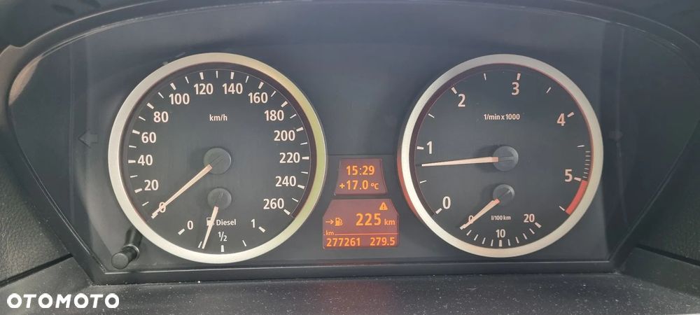 BMW Seria 5 520d - 16