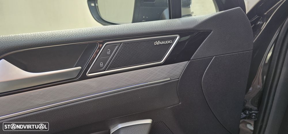 VW Passat Variant - 9